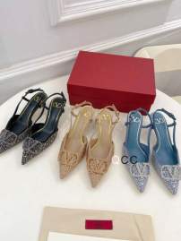 Picture of Valentino Shoes _SKUValentinosz34-41420170.5cm3CXC1102